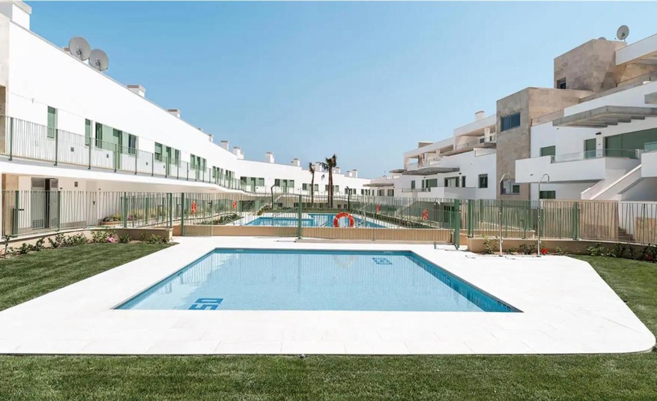 מוחקאר Ocean Apartament !! 1ª Linea Del Mar, Piscina, Parking, Wifi מראה חיצוני תמונה
